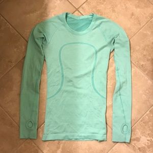 lululemon tight long sleeve shirt